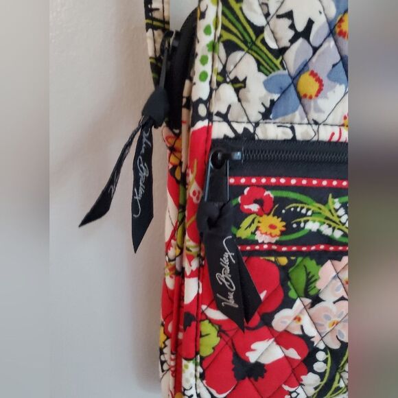 Vera Bradley poppy field small cross body bag - Picture 3 of 8